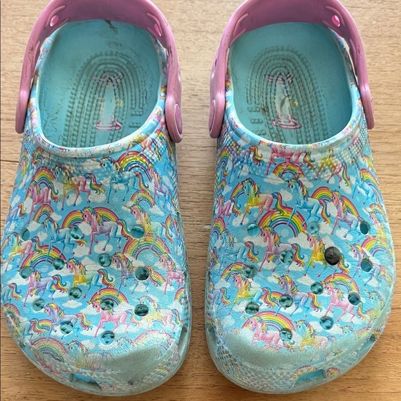 Crocs Lisa Frank Kids Unicorn Clogs - Multicolor Size J2 - Picture 1 of 6